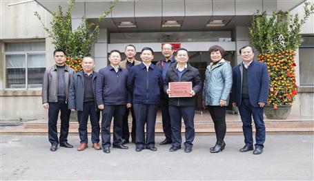 暖心！侯立林到公司送來(lái)春節(jié)慰問(wèn)