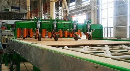 廣西國旭東騰人造板項(xiàng)目：首板下線！