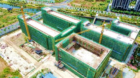 【奮戰(zhàn)三季度 打贏攻堅(jiān)戰(zhàn)】柳州市明德小學(xué)2#、3#教學(xué)樓主體結(jié)構(gòu)通過(guò)驗(yàn)收